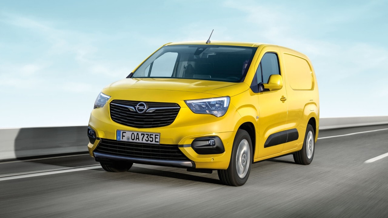 Opel, Combo-e Cargo, Exterior Driving