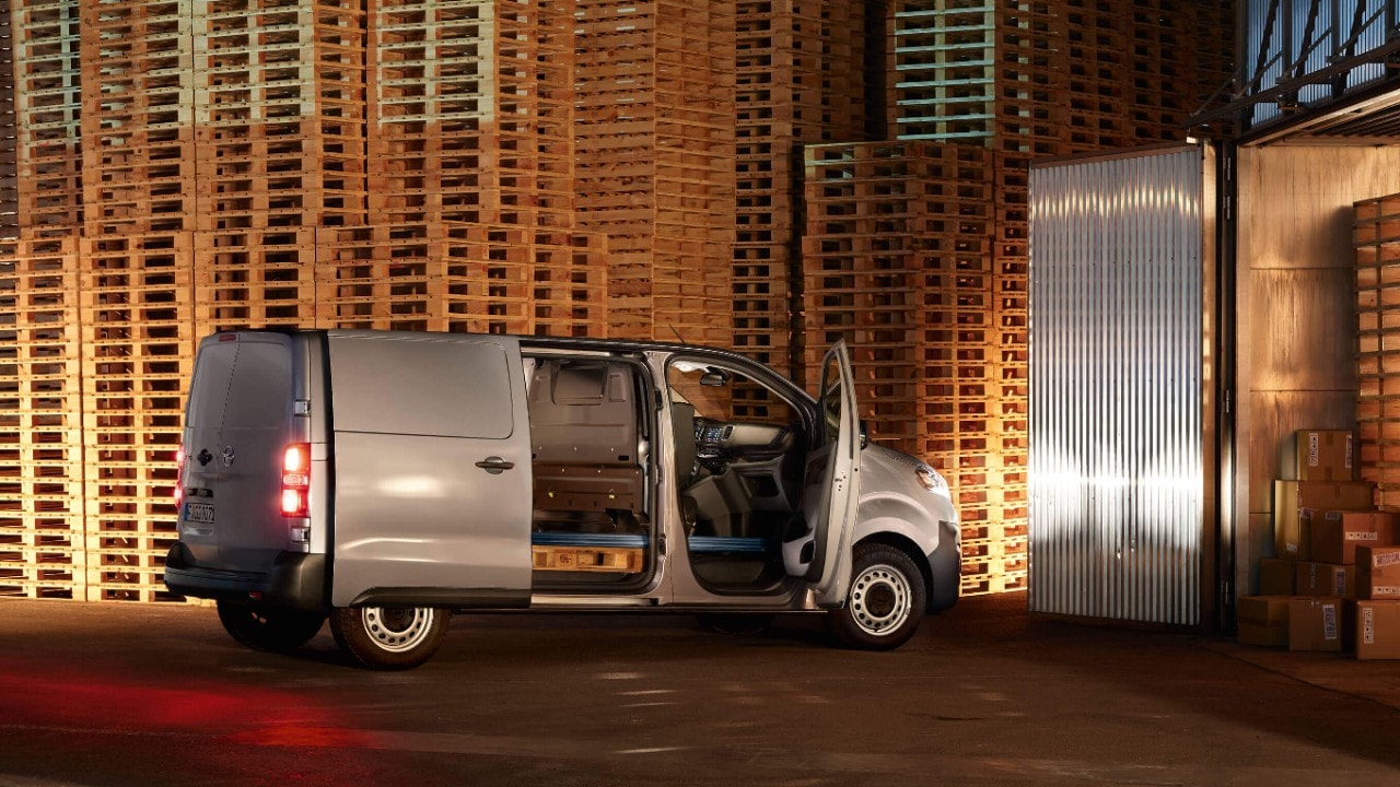 Opel, Vivaro, Loading, Sliding Doors